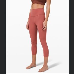 NWT Lululemon Align HR 21” Crop